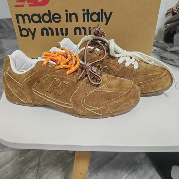 New Balance 530 sneakers